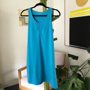 Athleta teal shelf bra sleeveless dress racerback small